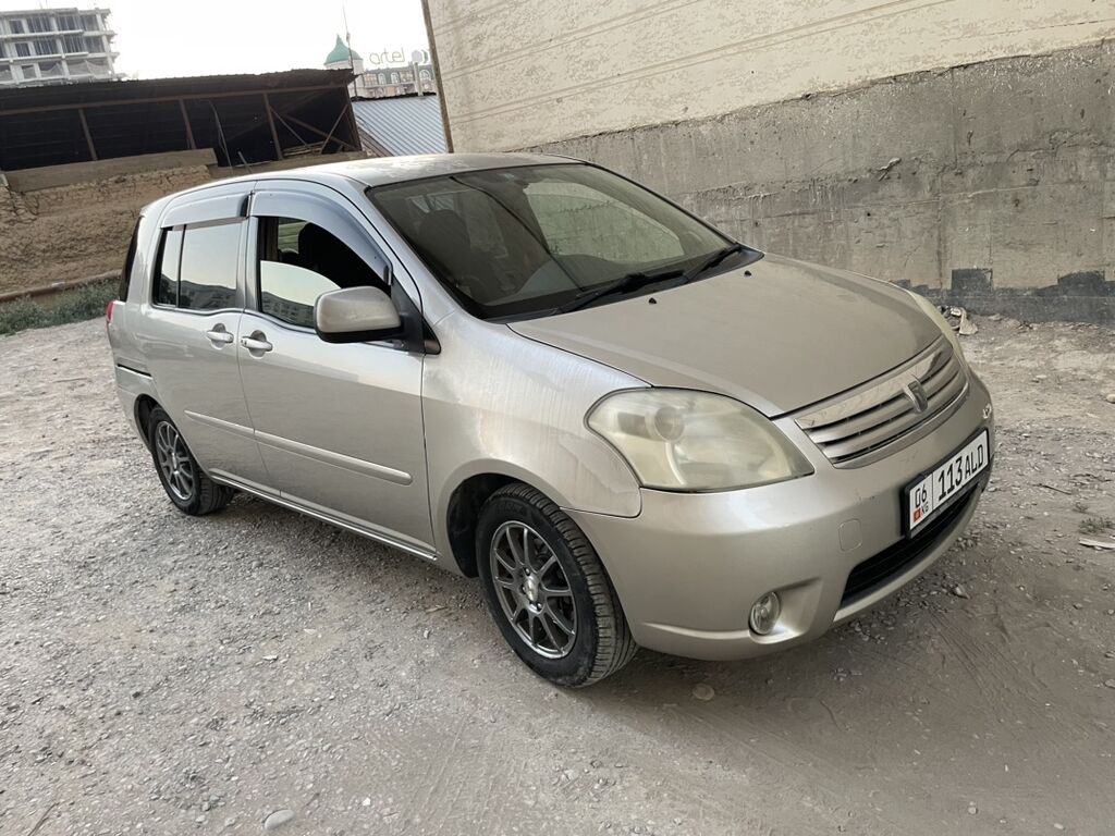 Toyota Raum: 2003 г., 1.5 л, Автомат, Бензин, Минивэн: фото 5
