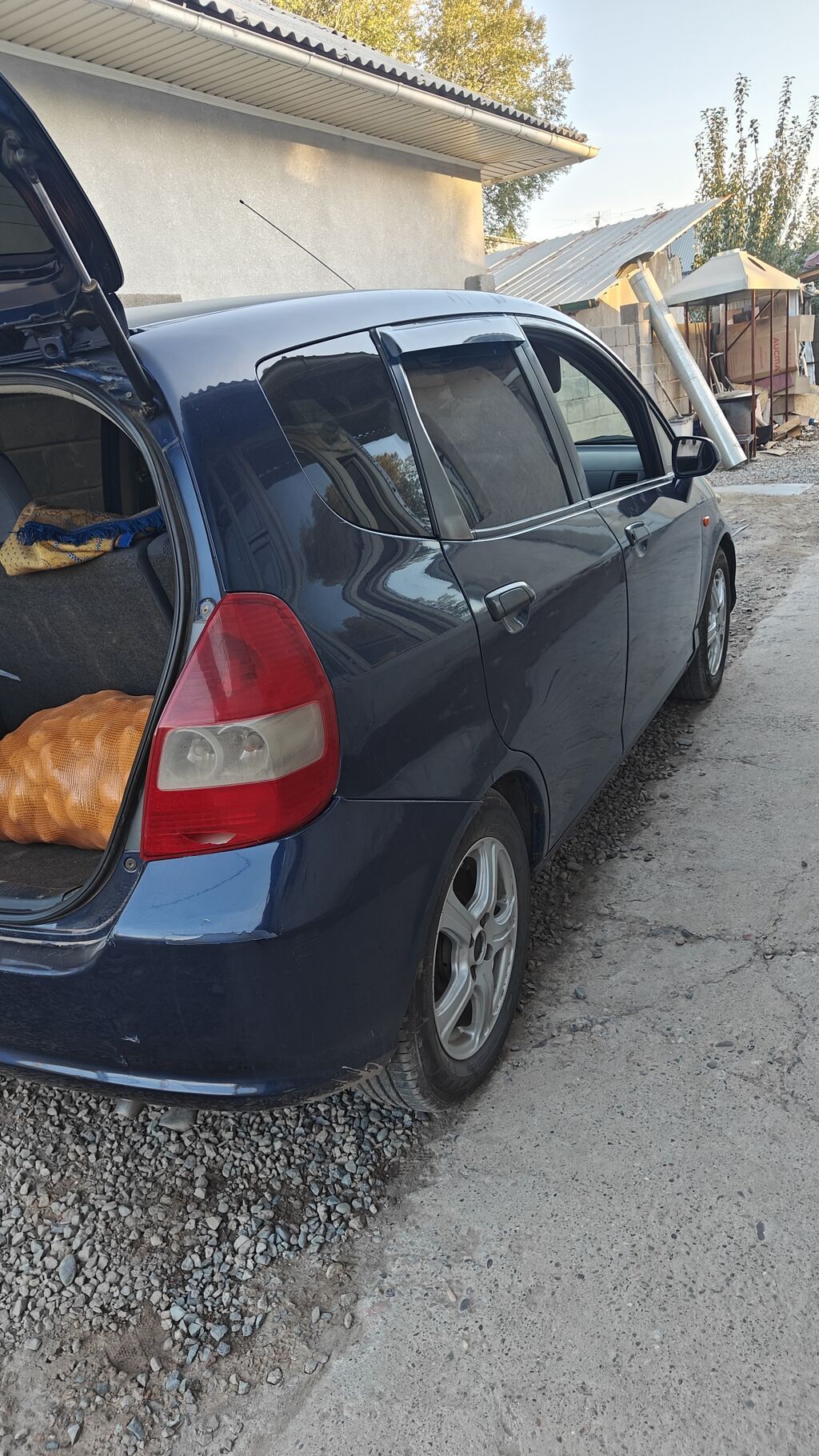 Honda Fit: 2002 г., 1.5 л, Автомат, Бензин, Хэтчбэк: фото 6