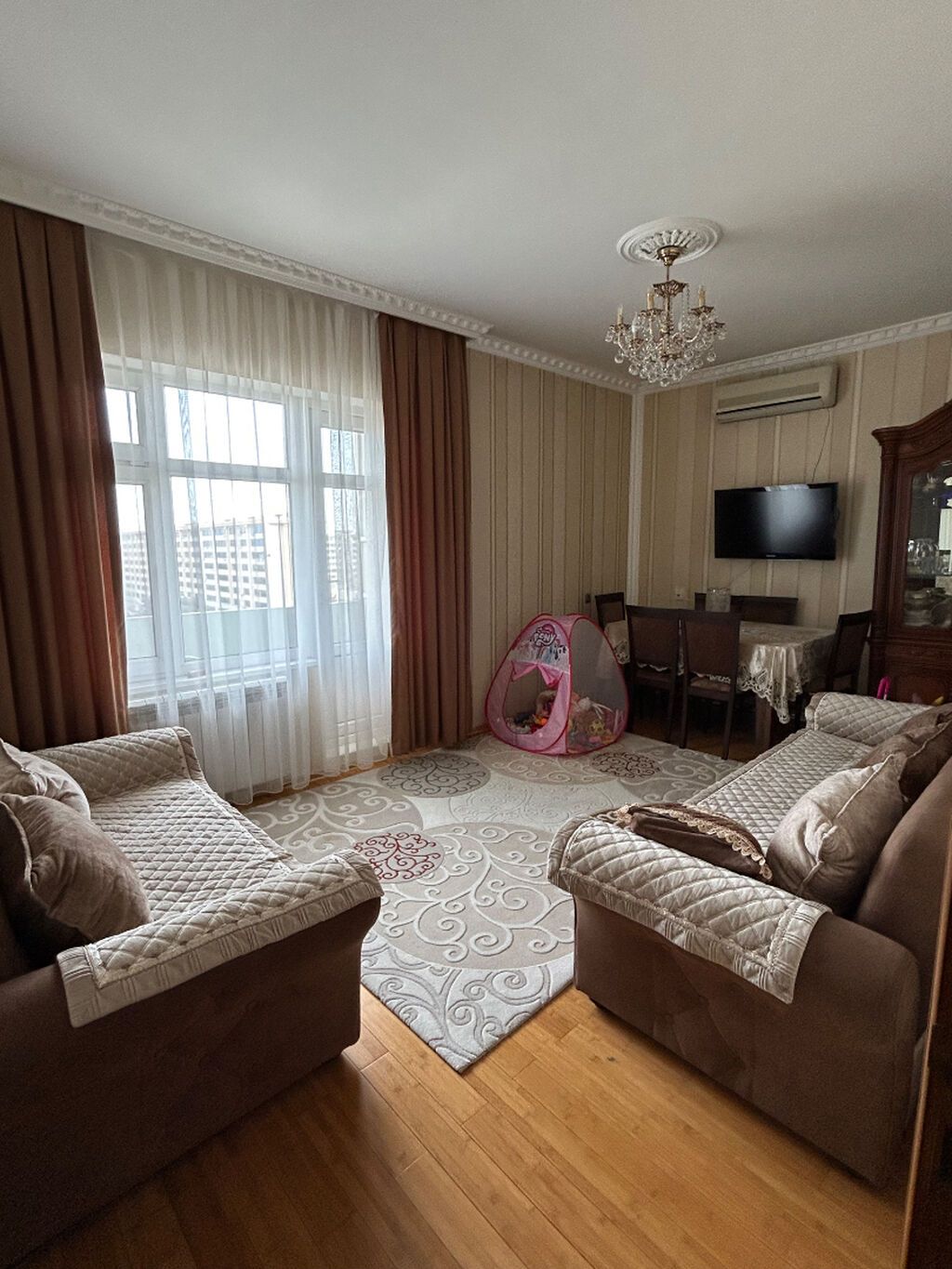 Bakı, Bakıxanov qəs., 4 otaqlı, Köhnə tikili, m. Neftçilər, 90 kv. m