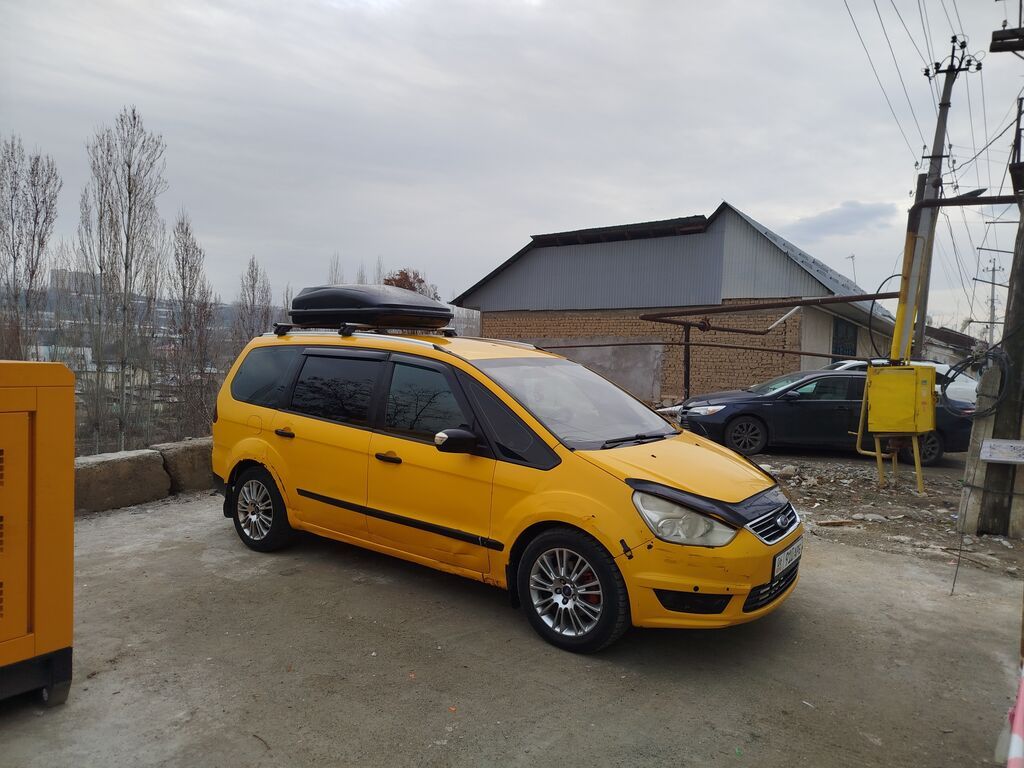 Ford Galaxy: 2014 г., 2 л, Механика, Дизель, Минивэн: фото 3