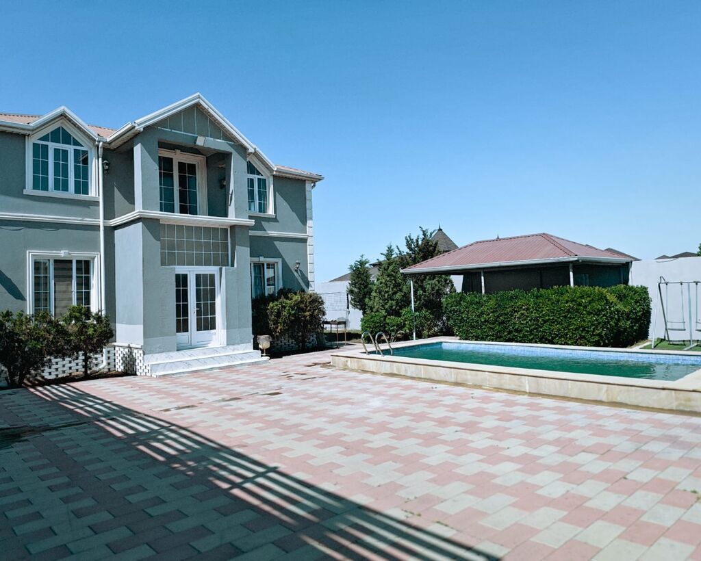 Mərdəkanda 3 otaqlı həyət evi kirayə verilir, 200 m², 250 AZN/ay, şəkil 4 / 12