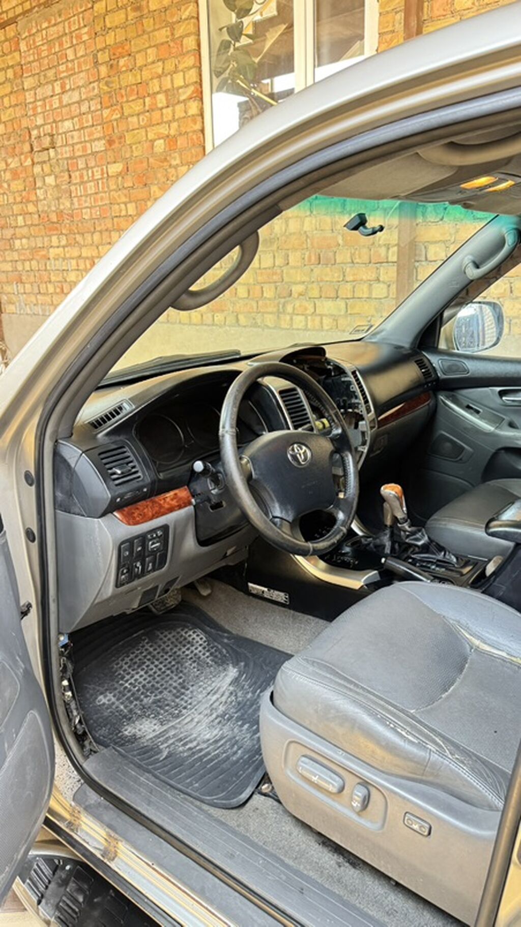Toyota Land Cruiser Prado: 2005 г., 3 л, Автомат, Дизель, Внедорожник: фото 6