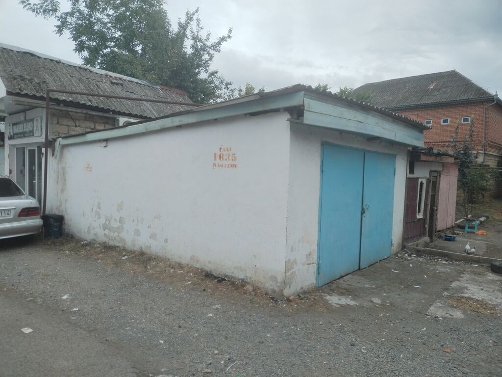 Lenkeranda Raypoda 5 nömreli Bagçanin yaninda. Senedli Qaraj 4*5 ə