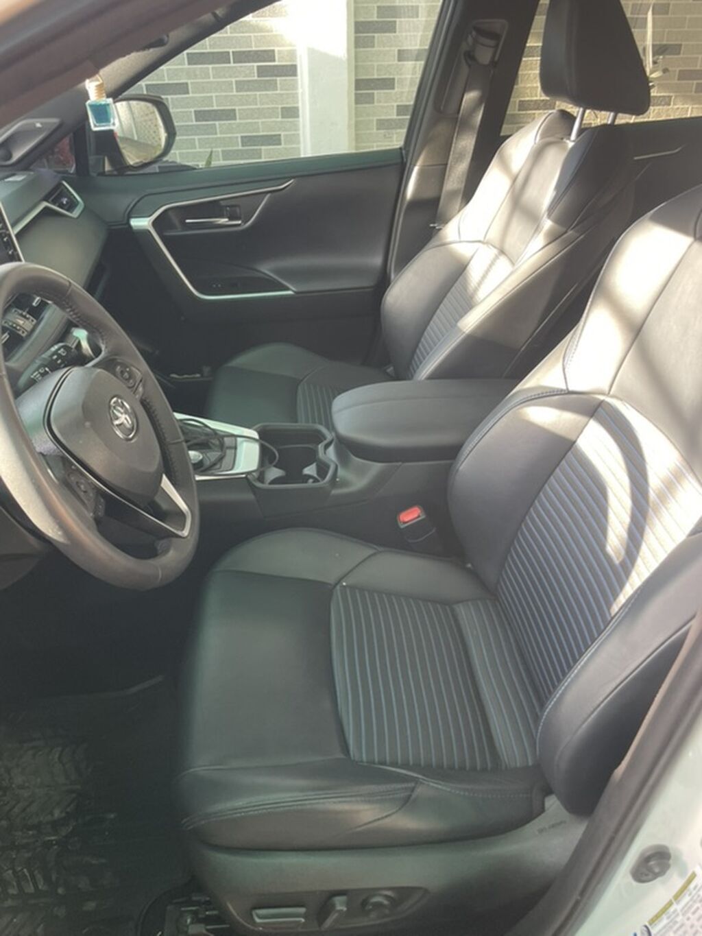 Toyota RAV4: 2020 г., 2.5 л, Вариатор, Гибрид, Кроссовер: фото 6