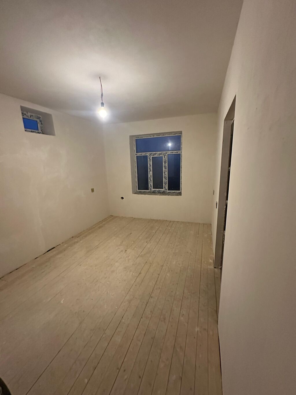 6 otaqlı, Yeni tikili, 150 kv. m