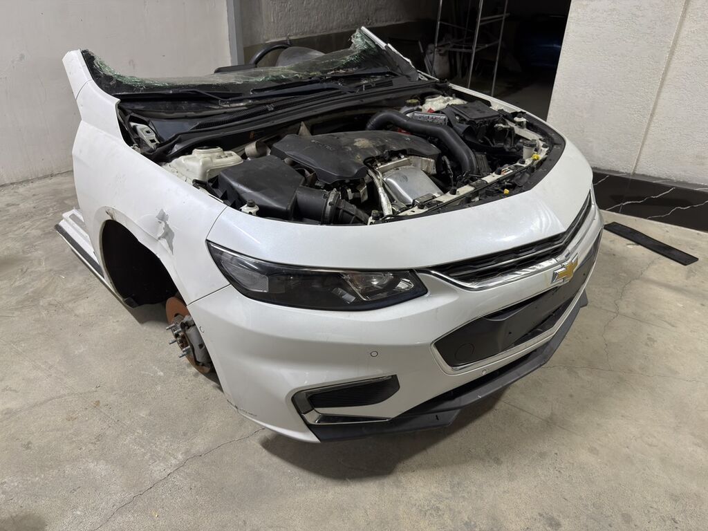 Передняя часть автомобиля Chevrolet (седан, белый цвет) в сборе —: фото 3