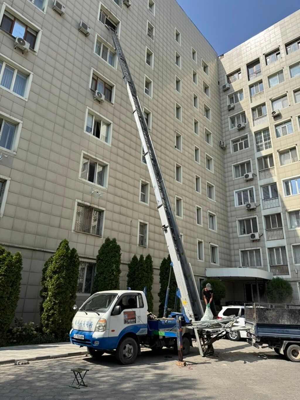 Услуга: автолифт до 25 этажа /грузовой подъёмник на базе: фото 5