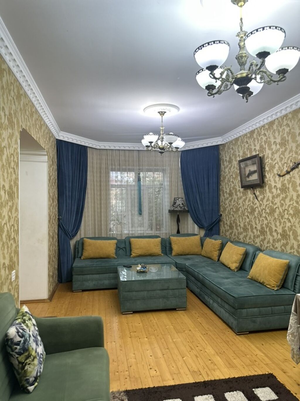 4 otaqlı, 135 kv. m, Yeni təmirli
