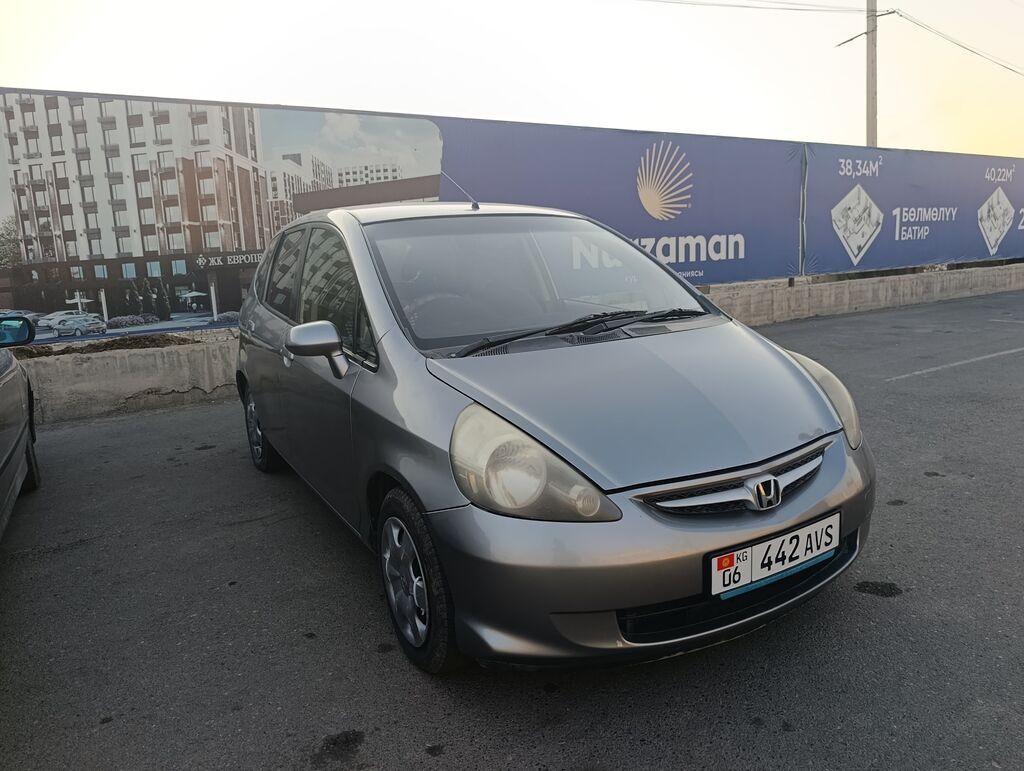 Honda Fit: 2003 г., 1.5 л, Вариатор, Бензин, Хэтчбэк: фото 2