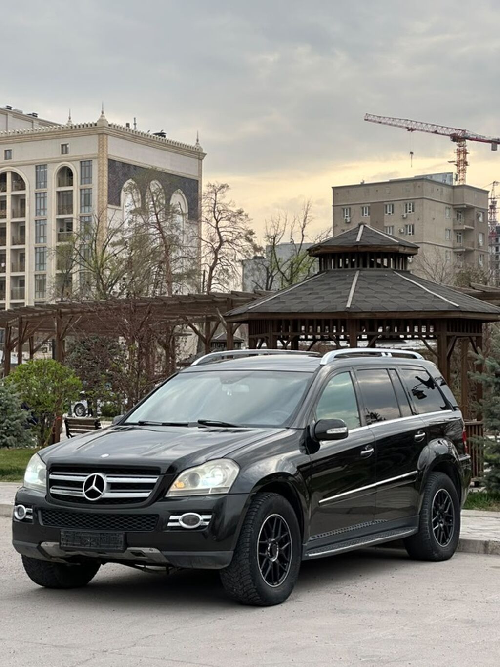 Mercedes-Benz GL-Class: 2007 г., 5.5 л, Автомат, Бензин, Внедорожник: фото 2