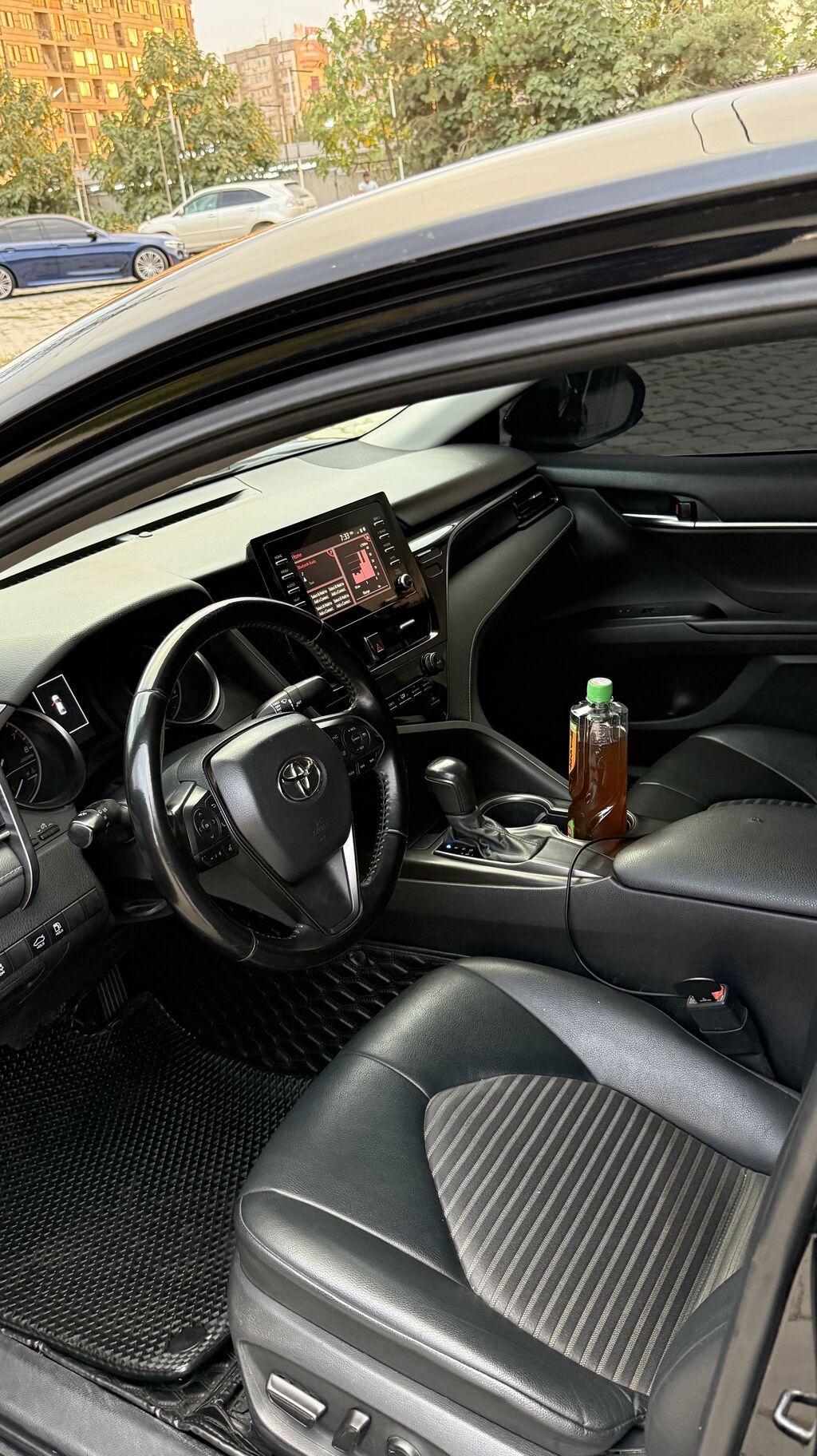 Toyota Camry: 2021 г., 2.5 л, Автомат, Бензин, Седан: фото 7
