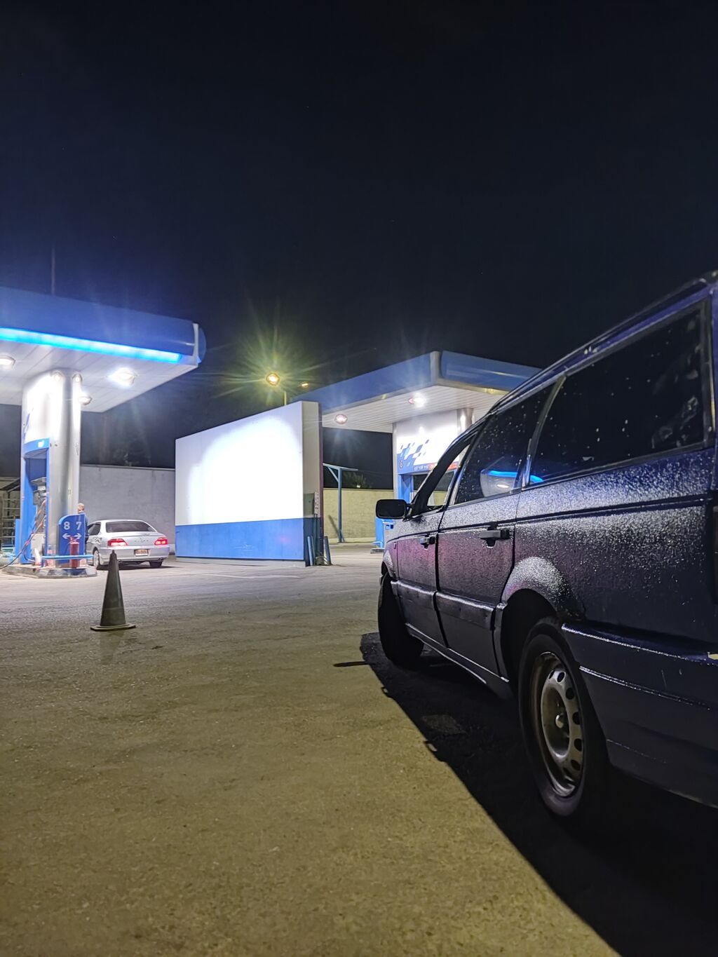 Volkswagen Passat: 1993 г., 1.8 л, Механика, Бензин, Универсал: фото 3
