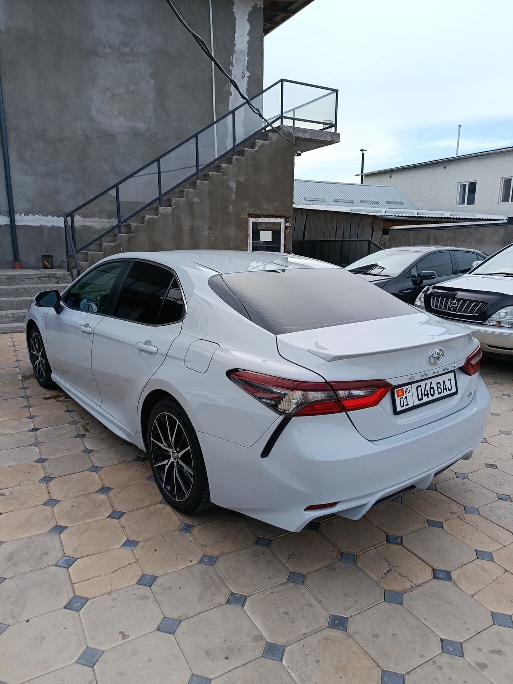 Toyota Camry: 2021 г., 2.5 л, Автомат, Бензин, Седан: фото 3