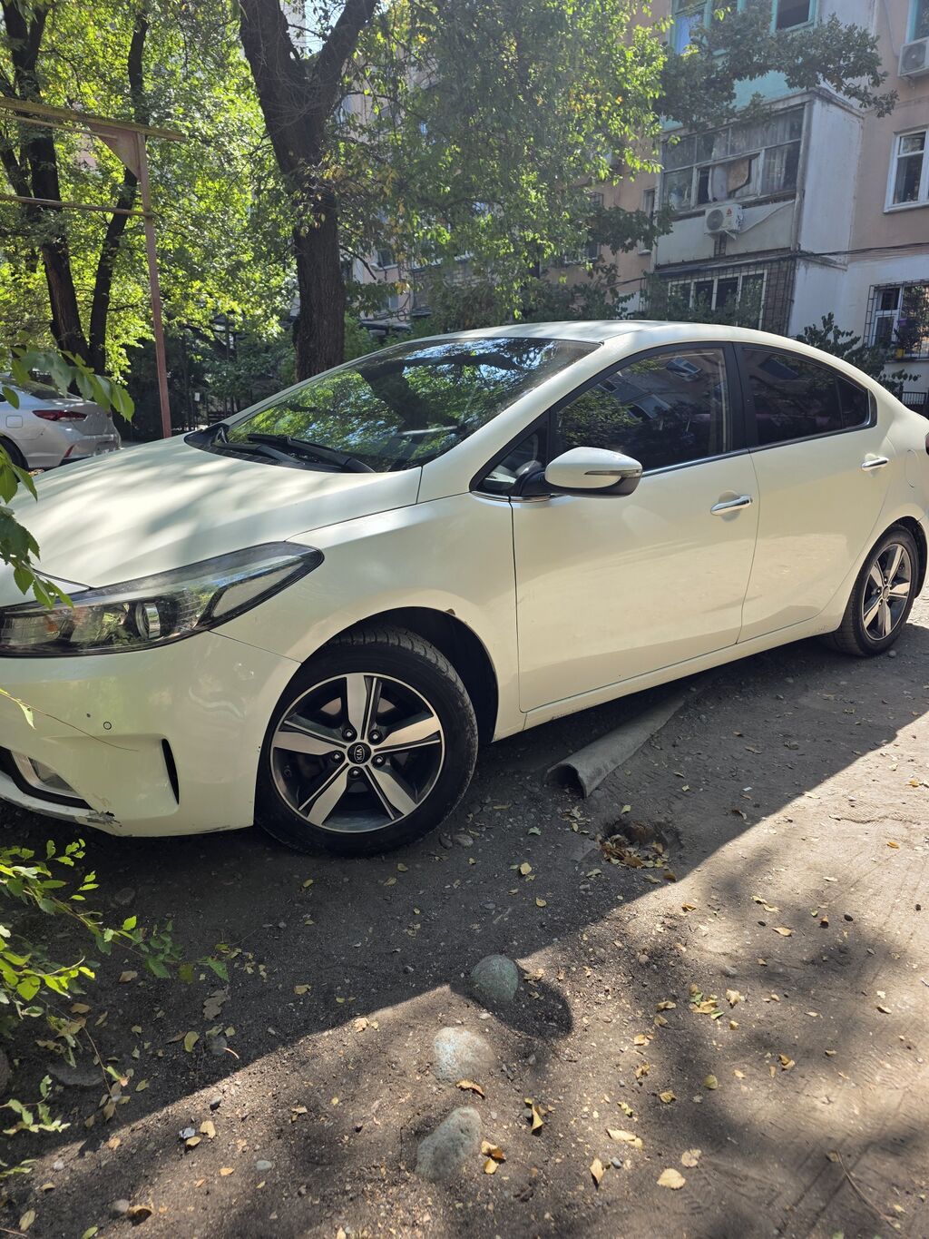 Kia K3: 2016 г., 1.6 л, Автомат, Бензин, Седан: фото 3