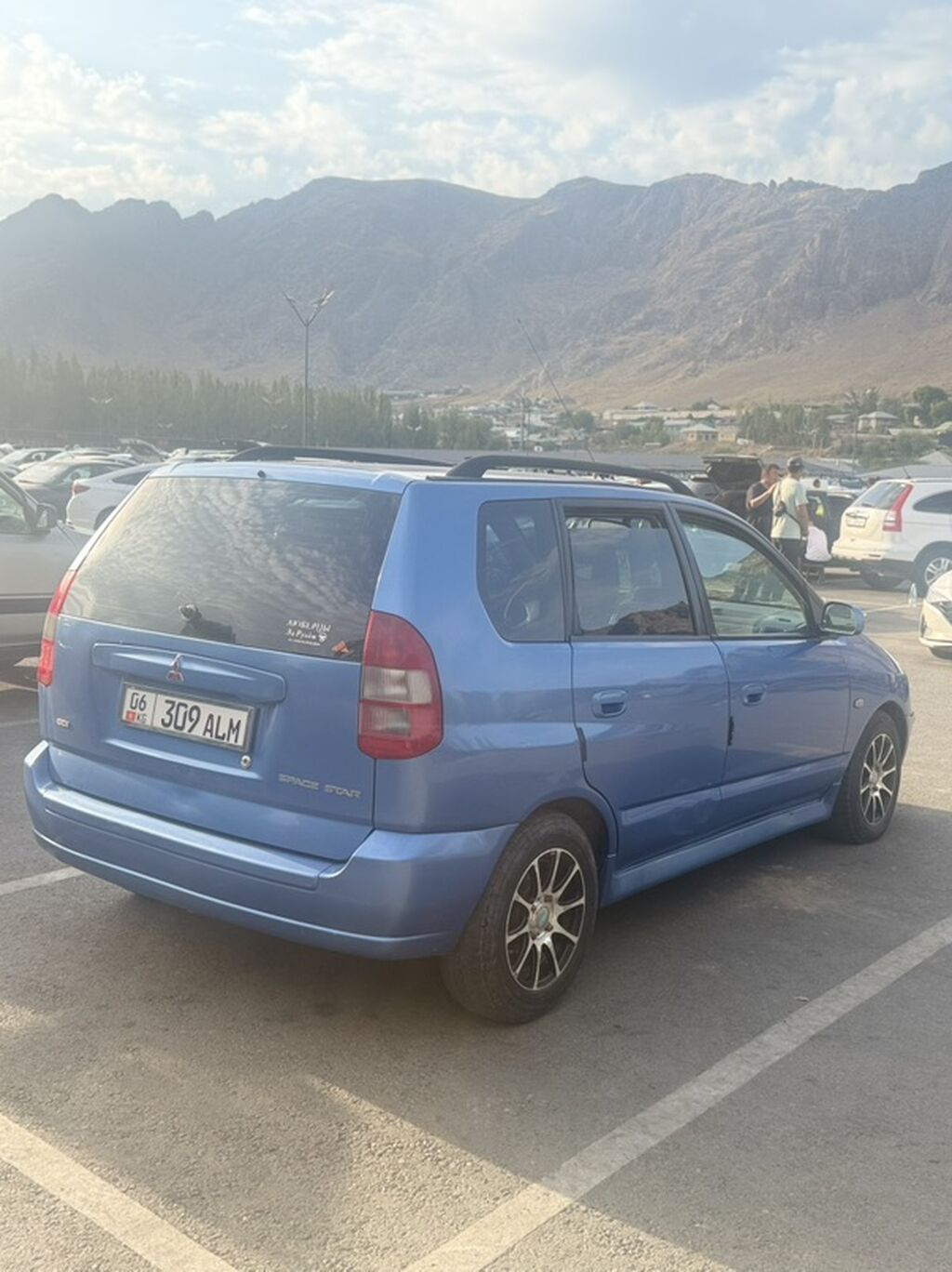 Mitsubishi Space Star: 2001 г., 1.8 л, Механика, Бензин, Универсал: фото 3