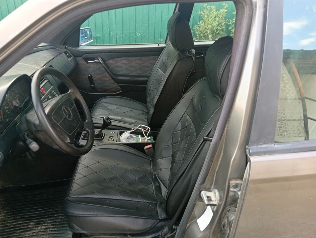 Mercedes-Benz C-Class: 1994 г., Седан: фото 5