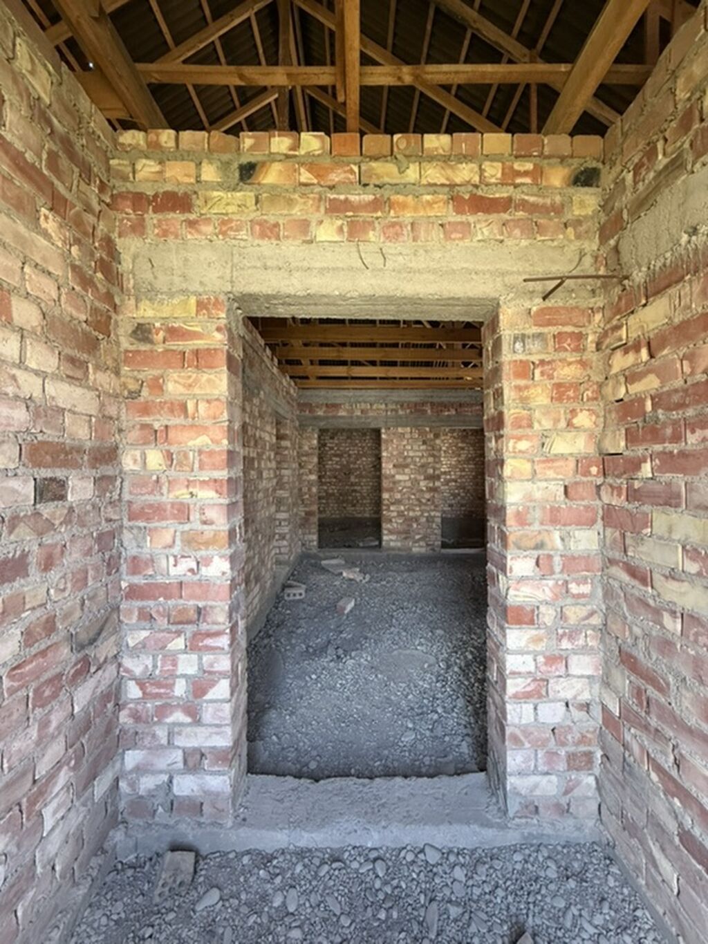 Продаётся дом с участком Адрес: ж/м Оскон Ордо 4 комнатный: фото 4