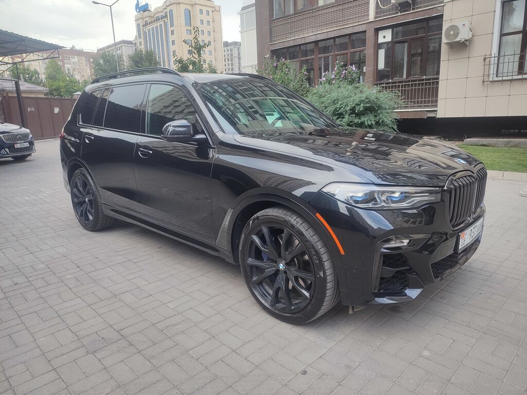 BMW X7: 2020 г., 4.4 л, Автомат, Бензин, Внедорожник: фото 2
