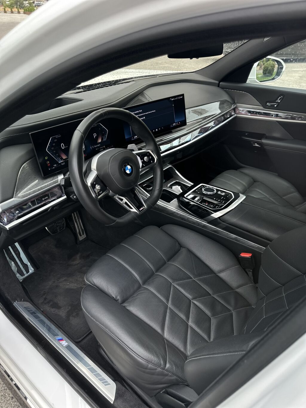 BMW 7 series: 2024 г., 3 л, Автомат, Дизель, Седан: фото 4