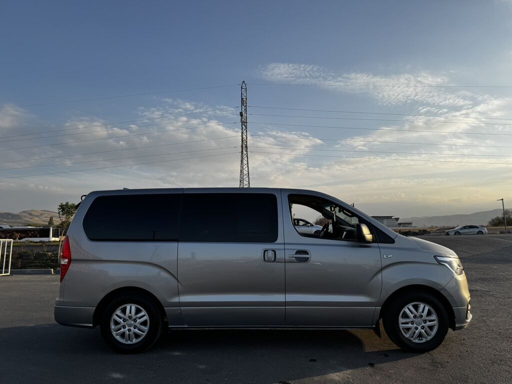 Hyundai H-1: 2019 г., 2.5 л, Автомат, Дизель, Минивэн: фото 5