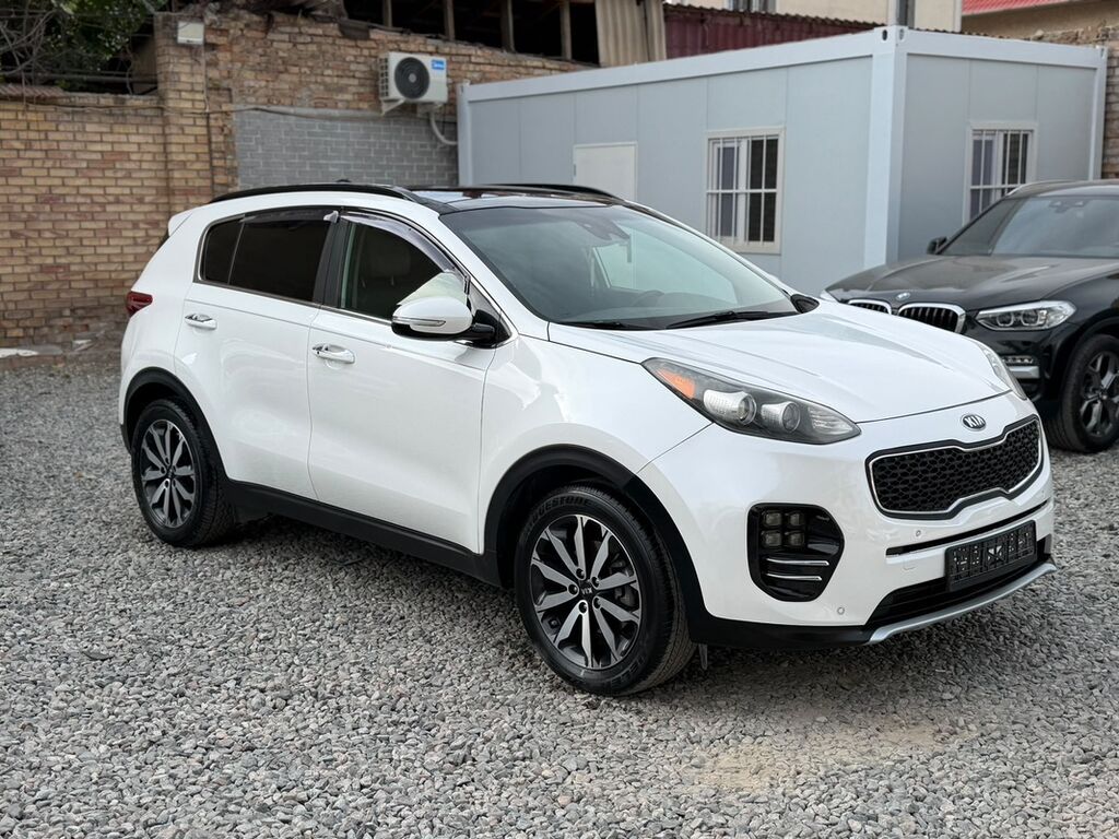 Kia Sportage: 2018 г., 2.4 л, Автомат, Бензин, Кроссовер: фото 2