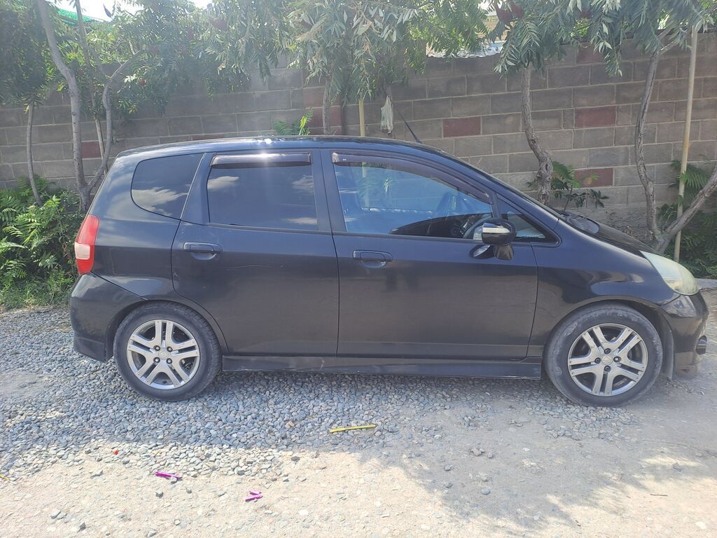 Honda Jazz: 2007 г., 1.4 л, Автомат, Бензин, Хэтчбэк: фото 4