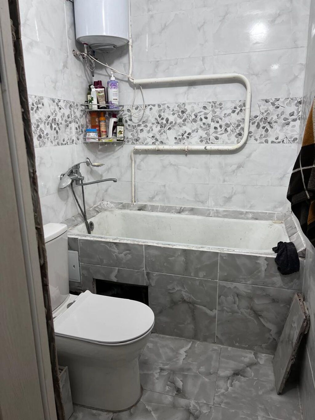 3 комнаты, 54 м², 9 мкр Хрущевка, 3 этаж, Старый ремонт: фото 2