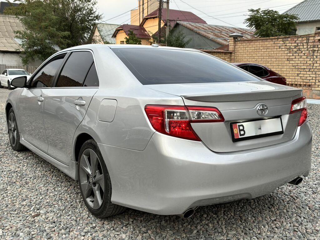 Toyota Camry: 2011 г., 3.5 л, Автомат, Бензин, Седан: фото 7
