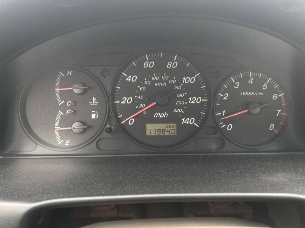 Mazda Protege: 2000 г., 1.6 л, Автомат, Бензин, Седан: фото 7