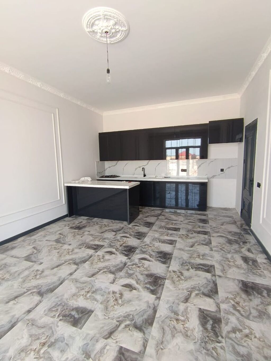 6 otaqlı, 306 kv. m, Kredit yoxdur, Yeni təmirli