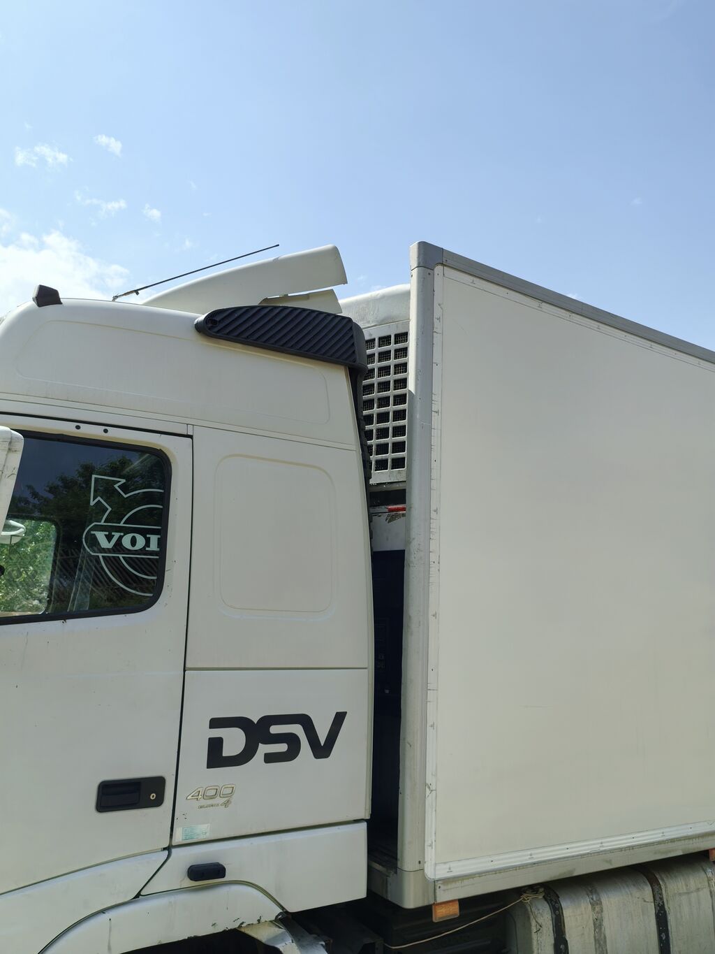 Грузовик Volvo FH 13 с фургоном - Тип: магистральный: фото 8