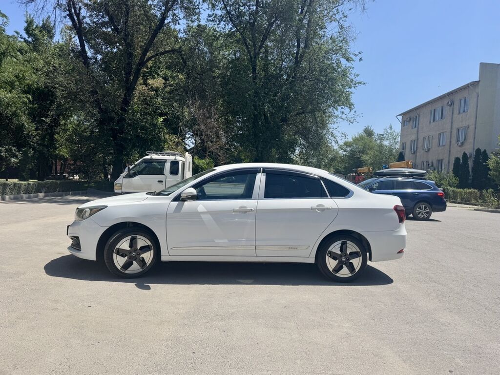 Dongfeng Aeolus Haohan: 2022 г., 0.1 л, Автомат, Электромобиль, Седан: фото 3