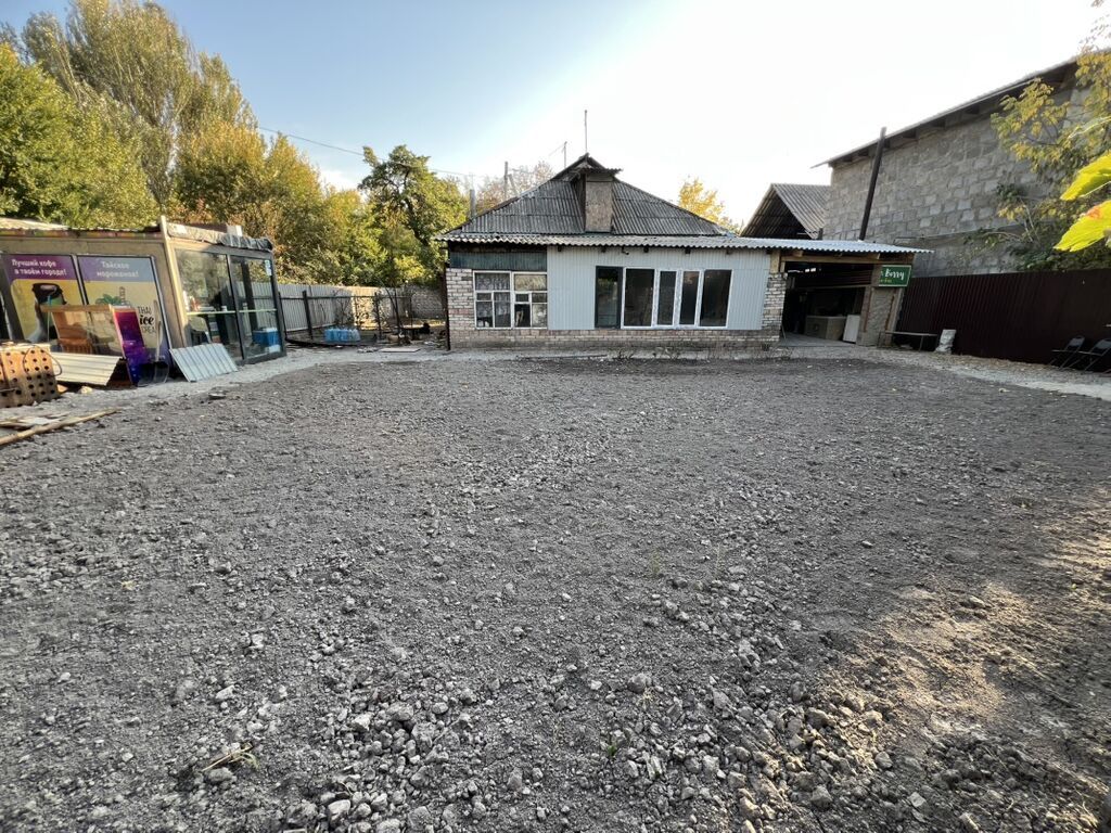 4 комнаты, 77 м², 6 соток, Бишкек, Карагачевая роща Собственник: фото 2