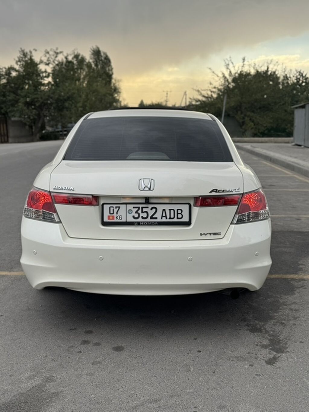 Honda Accord: 2009 г., 2.4 л, Автомат, Бензин, Седан: фото 3