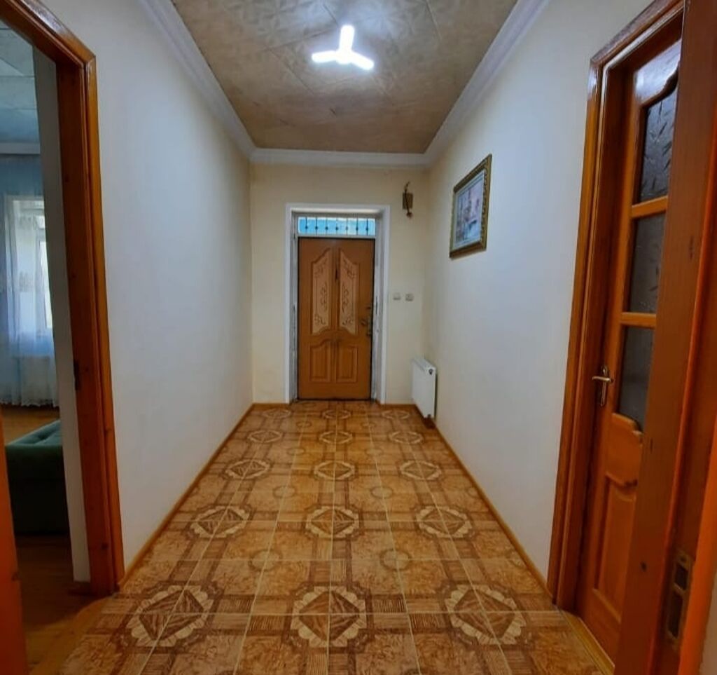 5 otaqlı, 100 kv. m, Orta təmir