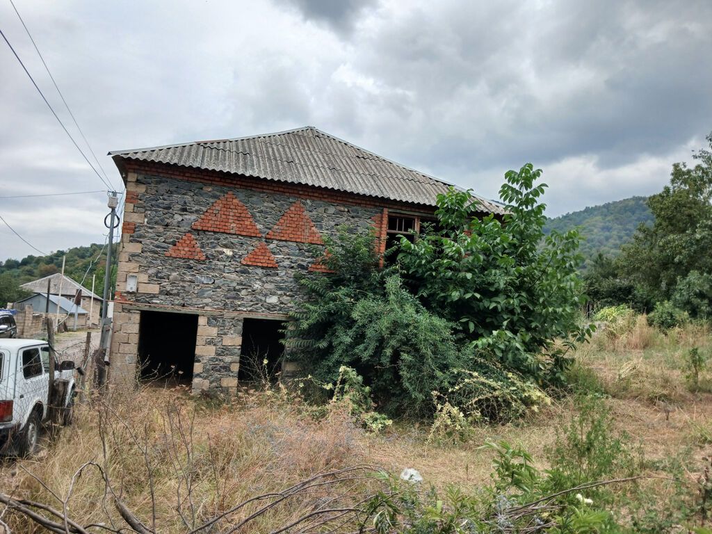 İsmayıllı, 306 kv. m, 4 otaqlı, Telefon, İşıq, Qaz