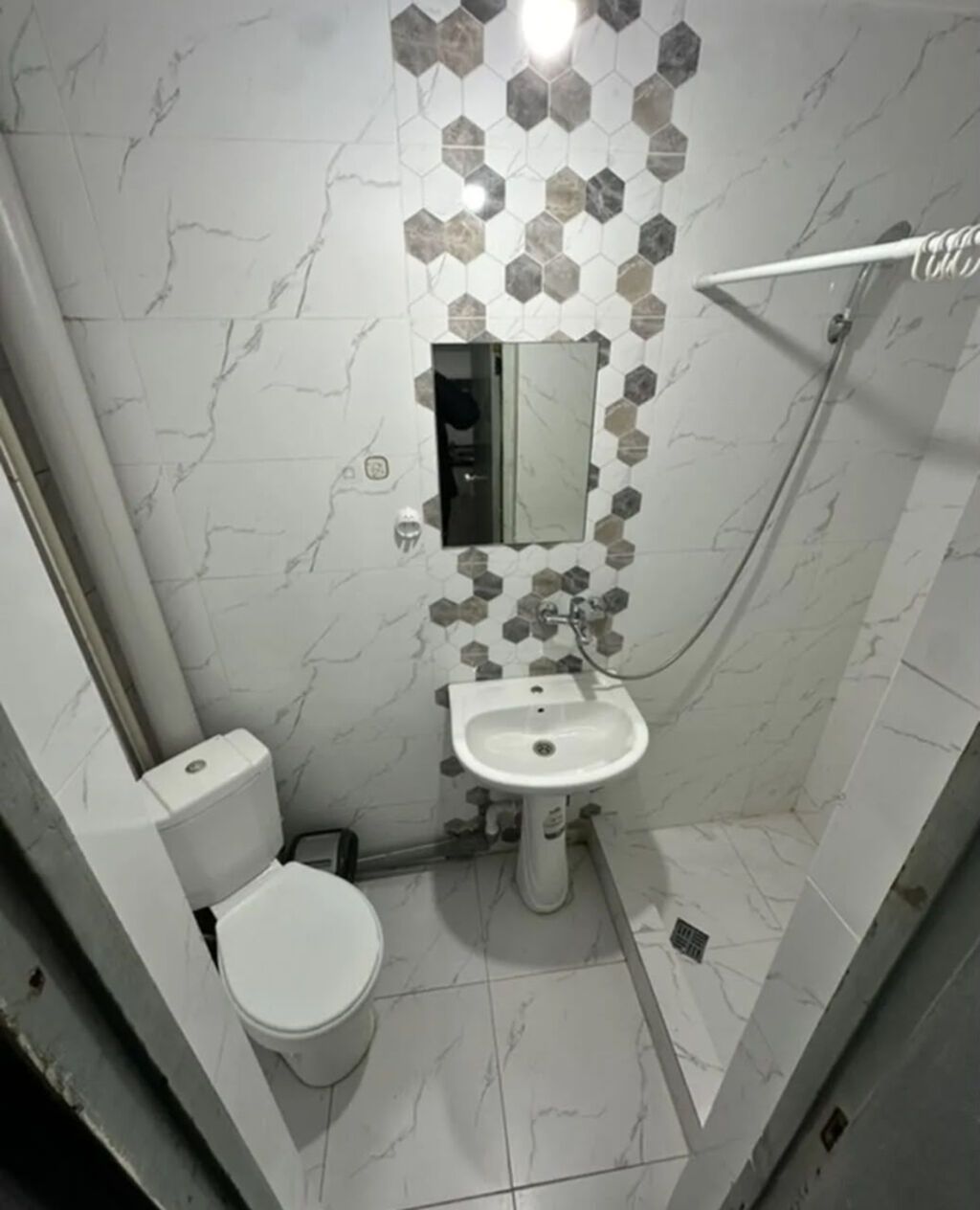 Сдаётся 1‑комнатная квартира в районе Кирком, Ден Сияпина. - 2 этаж из: фото 2
