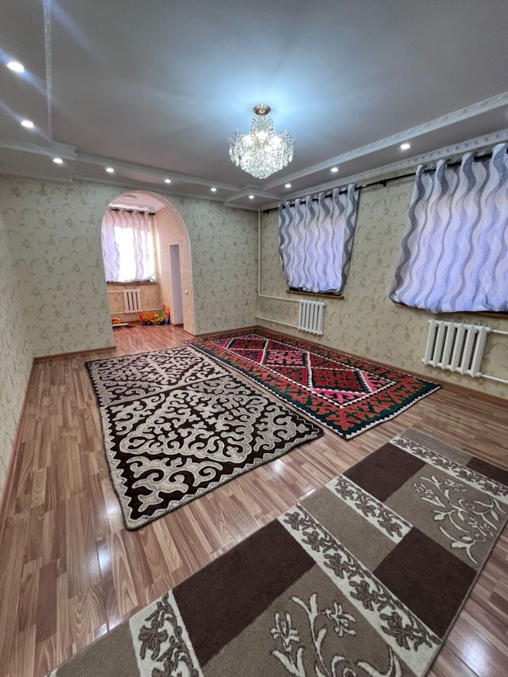 СРОЧНО ПРОДАЕТСЯ ДОМ НА ПЕРВОЙ ЛИНИИ Комнат: 5 Район: Ленинский: фото 3
