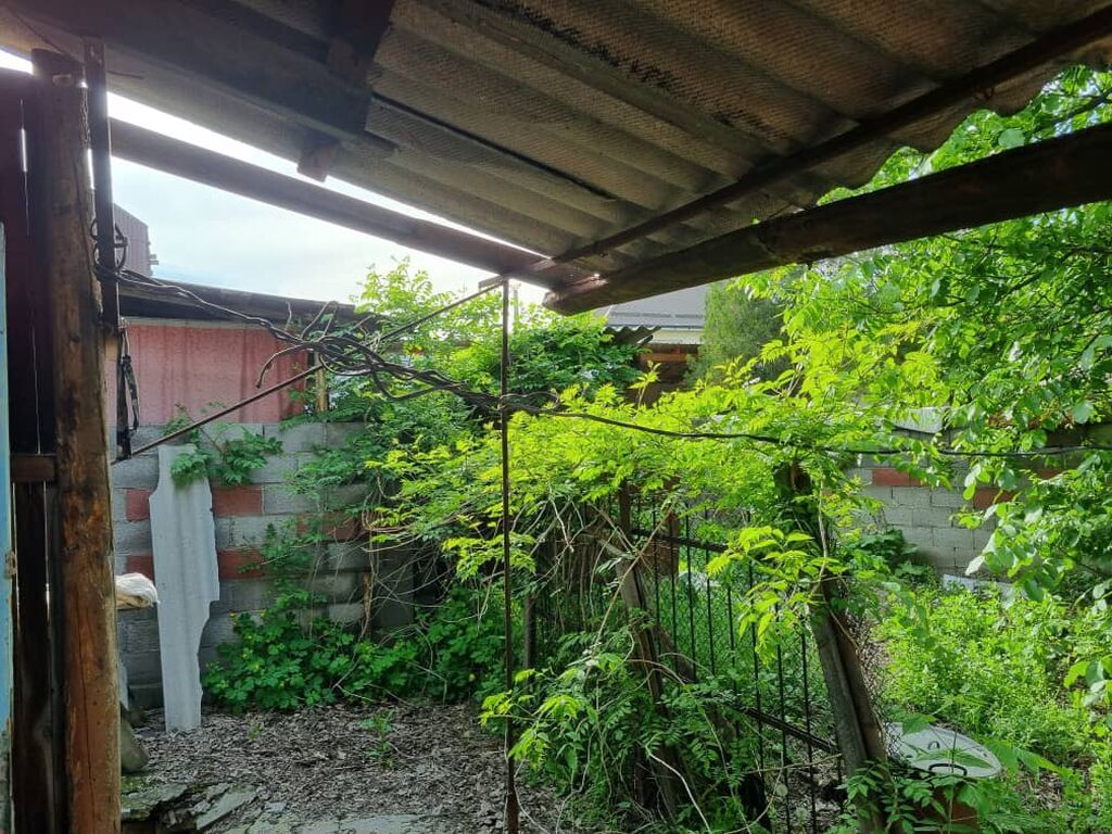 Продаю пол дома барачного типа 2 комнаты кухня двор свой район: фото 4