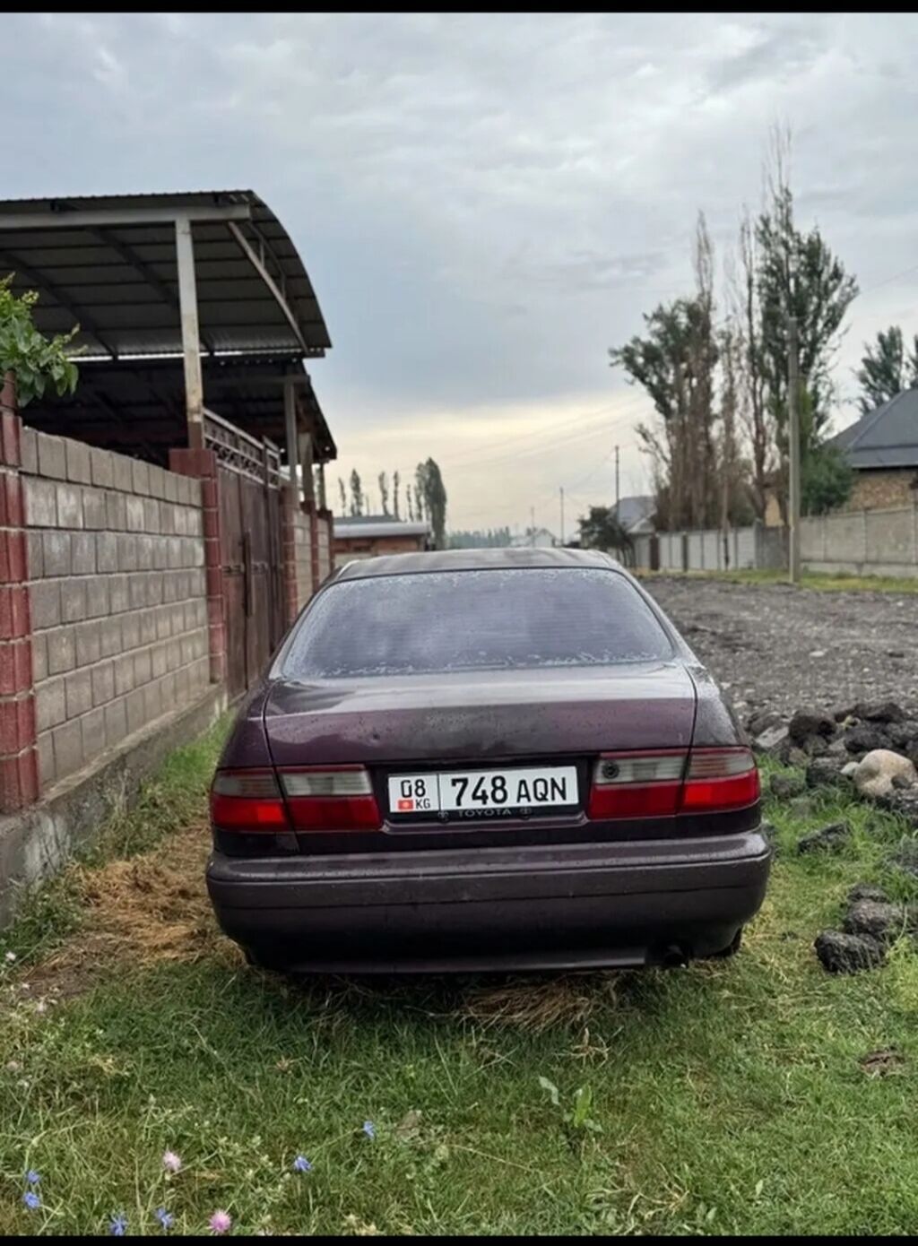 Toyota Carina E: 1992 г., 1.6 л, Механика, Бензин, Седан: фото 2