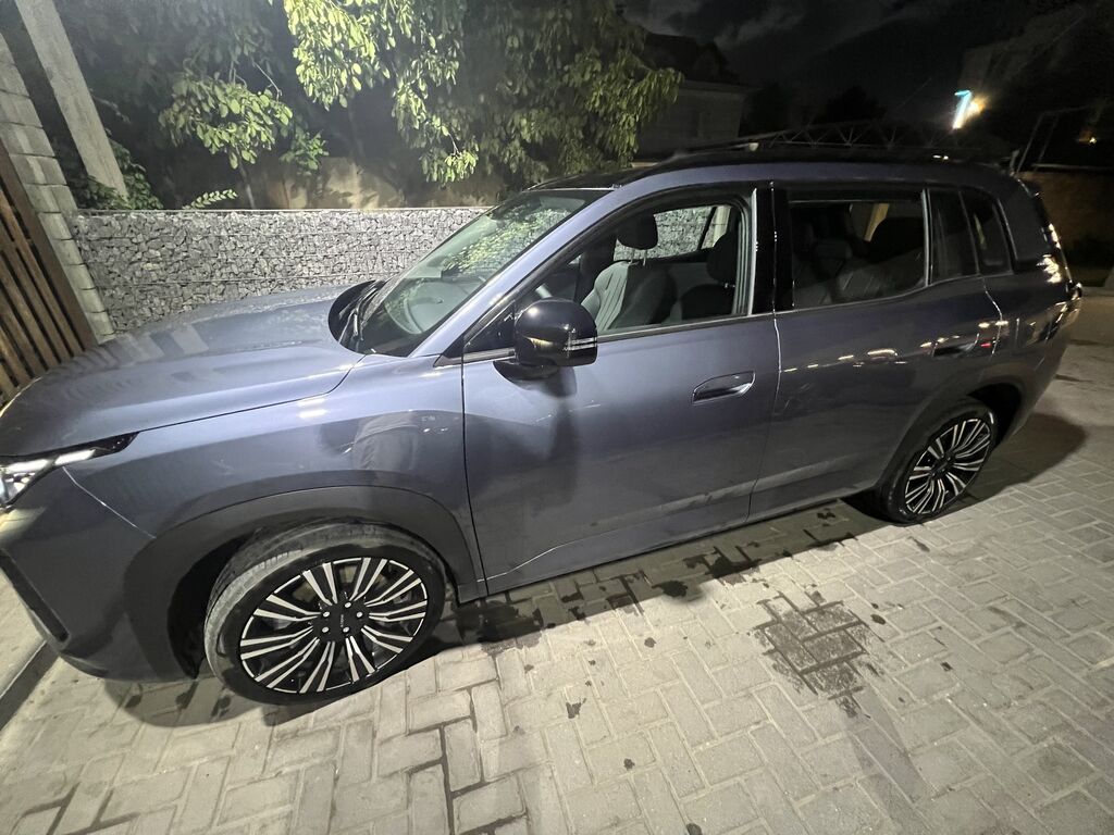 GAC Aion i60 max Основные особенности: - Кузов SUV с выразительной: фото 1