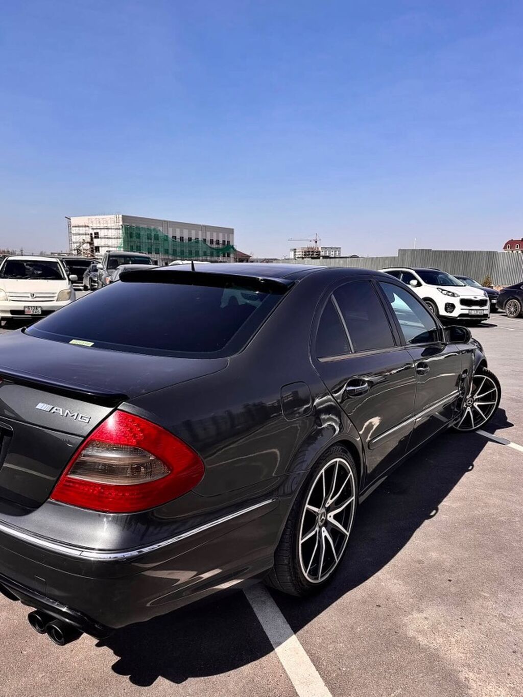 Mercedes-Benz E-Class: 2003 г., 5 л, Бензин, Седан: фото 6