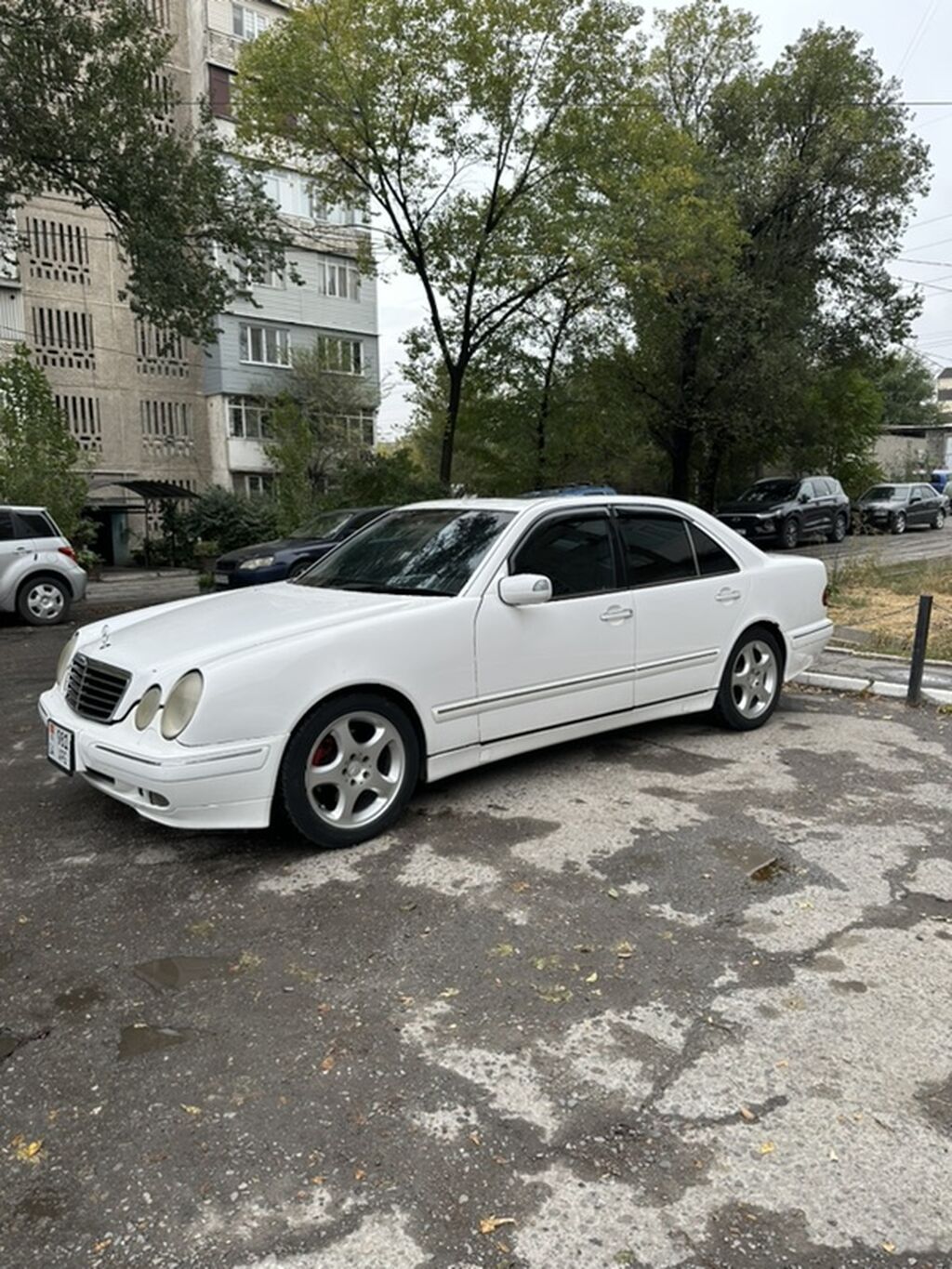 Mercedes-Benz E-Class: 2002 г., 3.2 л, Автомат, Бензин, Седан: фото 3