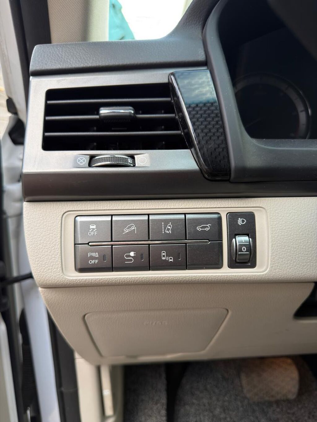 Ssangyong Rexton: 2020 г., 2.2 л, Автомат, Дизель, Внедорожник: фото 7