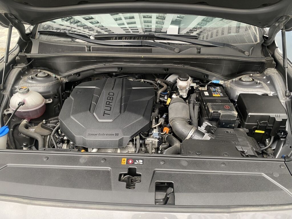 Hyundai Santa Fe: 2020 г., 2.2 л, Автомат, Дизель, Кроссовер: фото 2