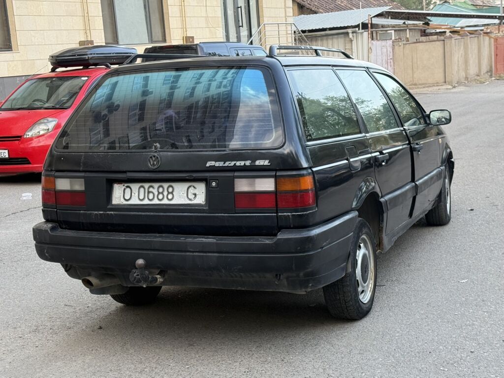 Volkswagen Passat Variant: 1991 г., 1.8 л, Механика, Бензин, Универсал: фото 8