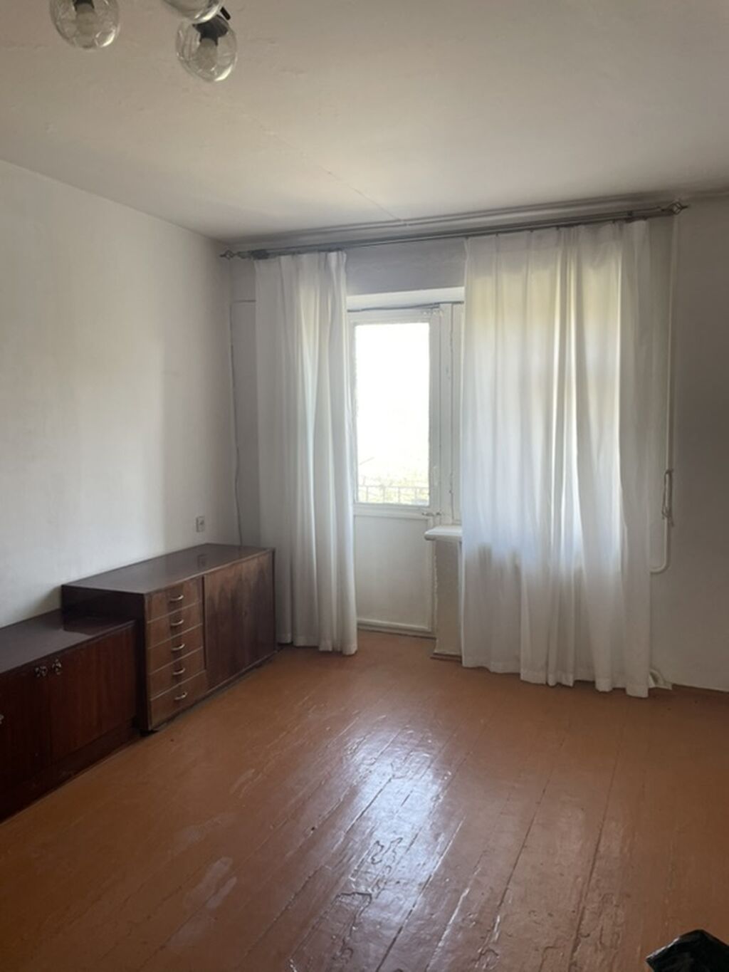 2-хкомн квартира, этаж 4 из 5, не угловая, кирпичный дом, с мебелью: фото 4