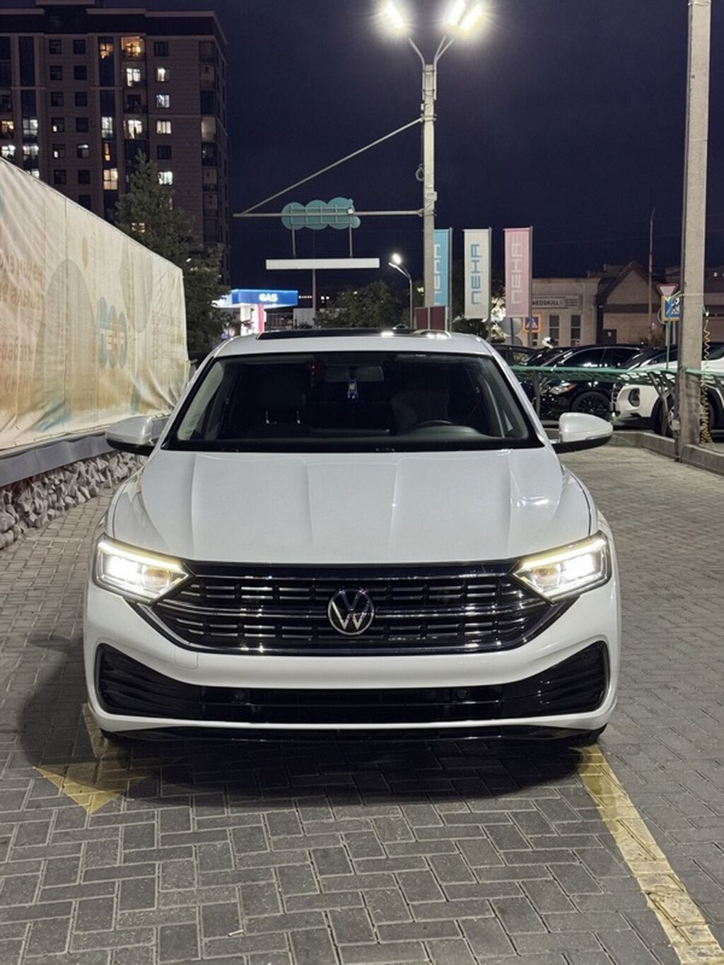Volkswagen Jetta: 2022 г., 1.4 л, Робот, Бензин, Седан: фото 2