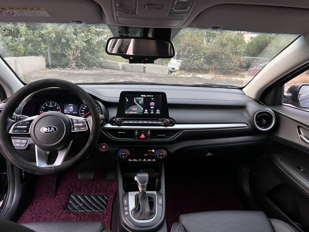 Kia K3: 2020 г., 1.6 л, Автомат, Бензин, Седан: фото 3