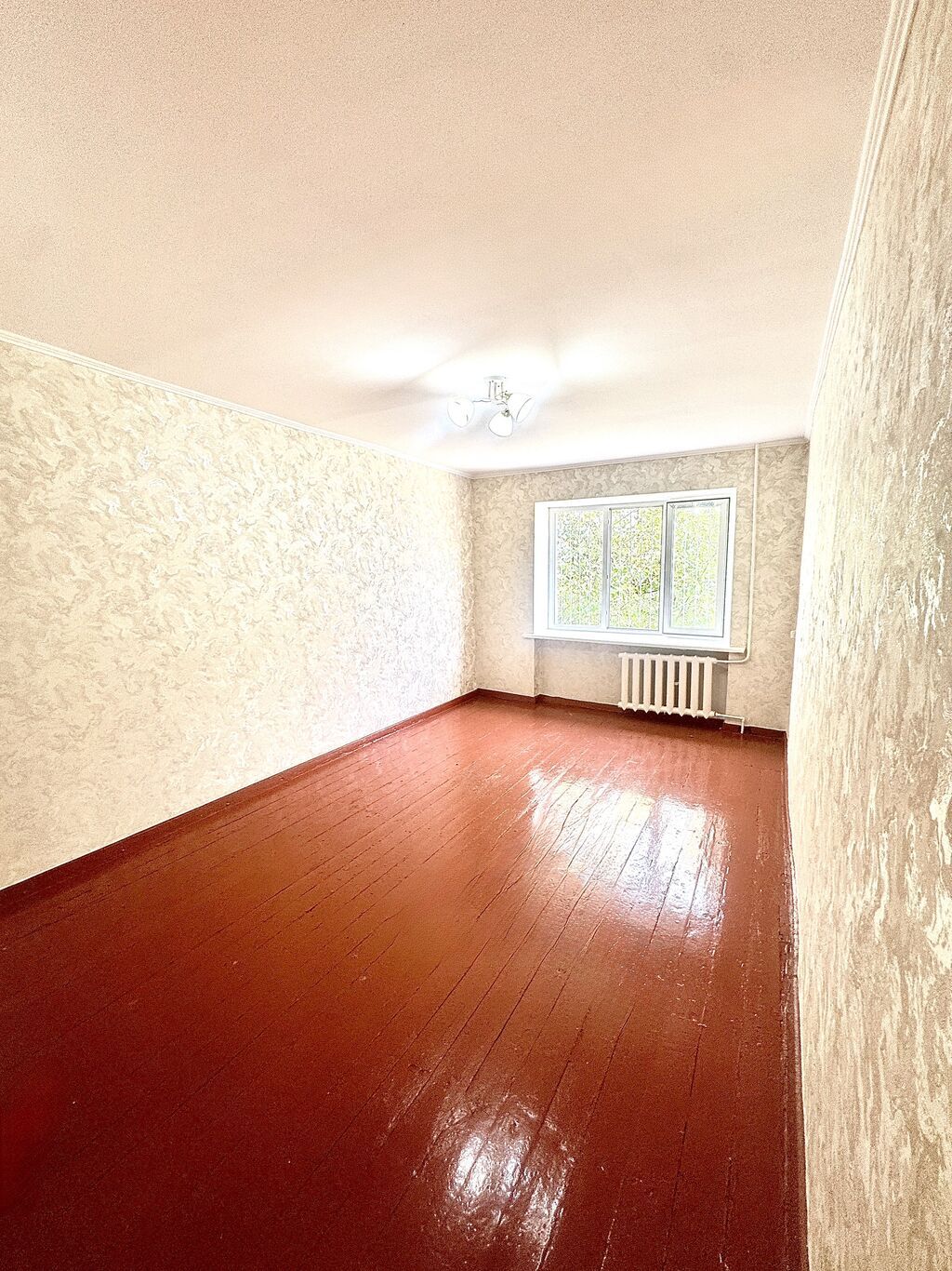Продам 2-комнатную квартиру, 42 м², 2 этаж: фото 3